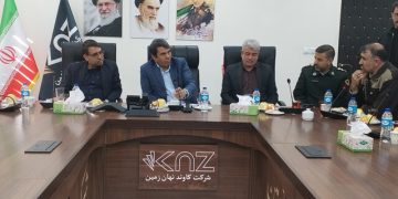 بازدید استاندار کرمان از پروژه برق رسانی به کارخانه فولاد راور